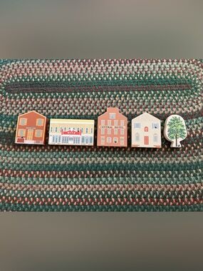 The Cat’s Meow Village Set